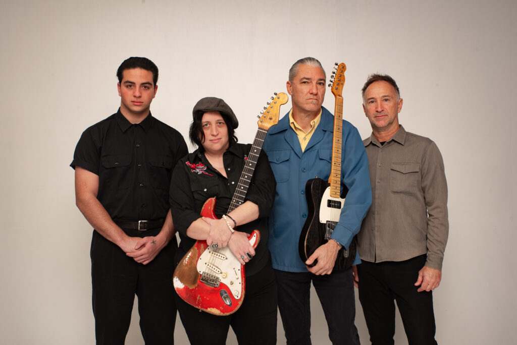 Chickenbone Slim & the Biscuits