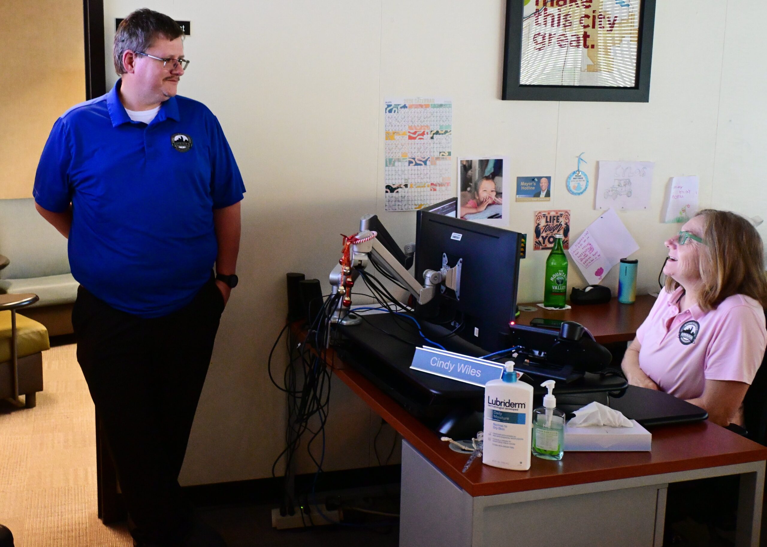 Thousands of reports and a five-person team: Here’s how the Omaha Mayor’s Hotline operates